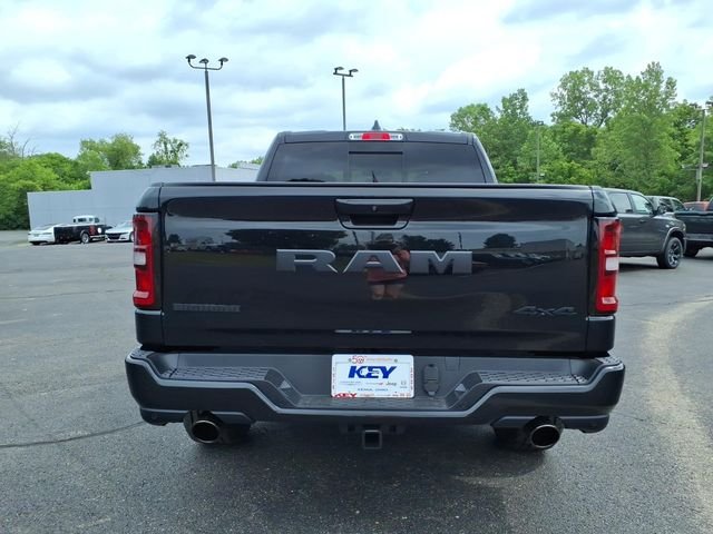 New 2026 Diamond Black Crystal Pearl-Coat Exterior Paint RAM Big Horn/Lone Star image 6