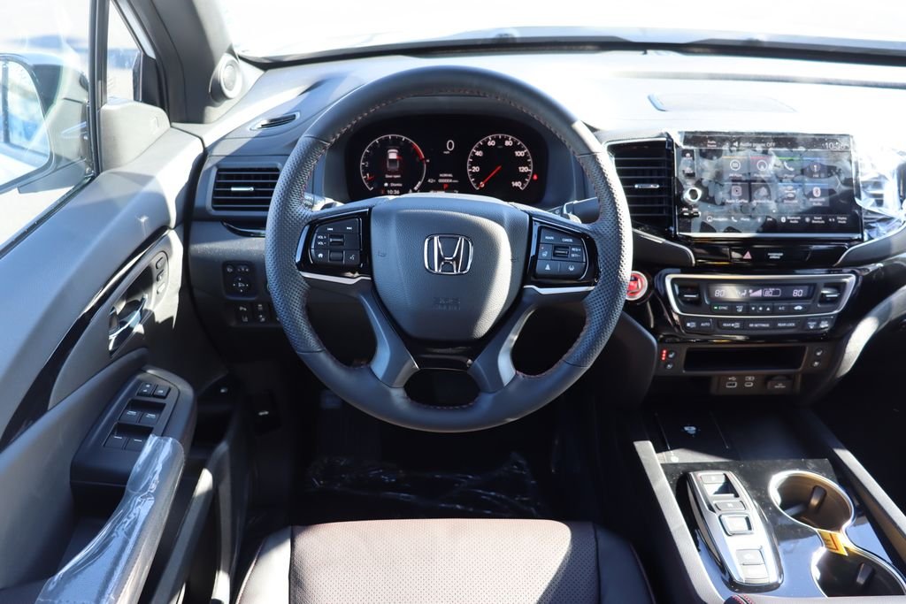 New 2026 Platinum White Pearl Honda Black Edition image 17