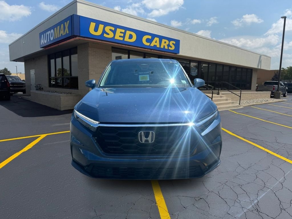 Used 2024 sparkle silver metallic Honda EX-L image 3
