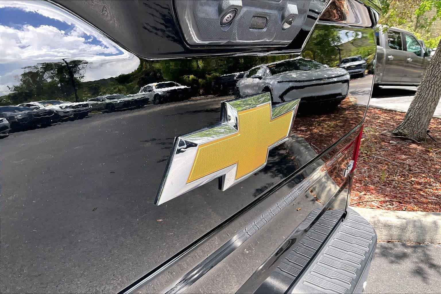 2024 Chevrolet Silverado 1500 LTZ - Photo 9