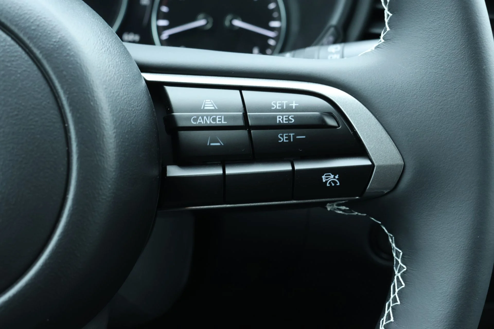 New 2026 Snowflake White Pearl Mazda 2.5 S Aire Edition image 10