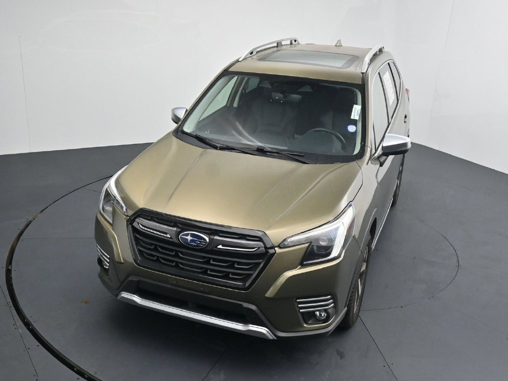 Used 2022 Brown Subaru Touring image 11