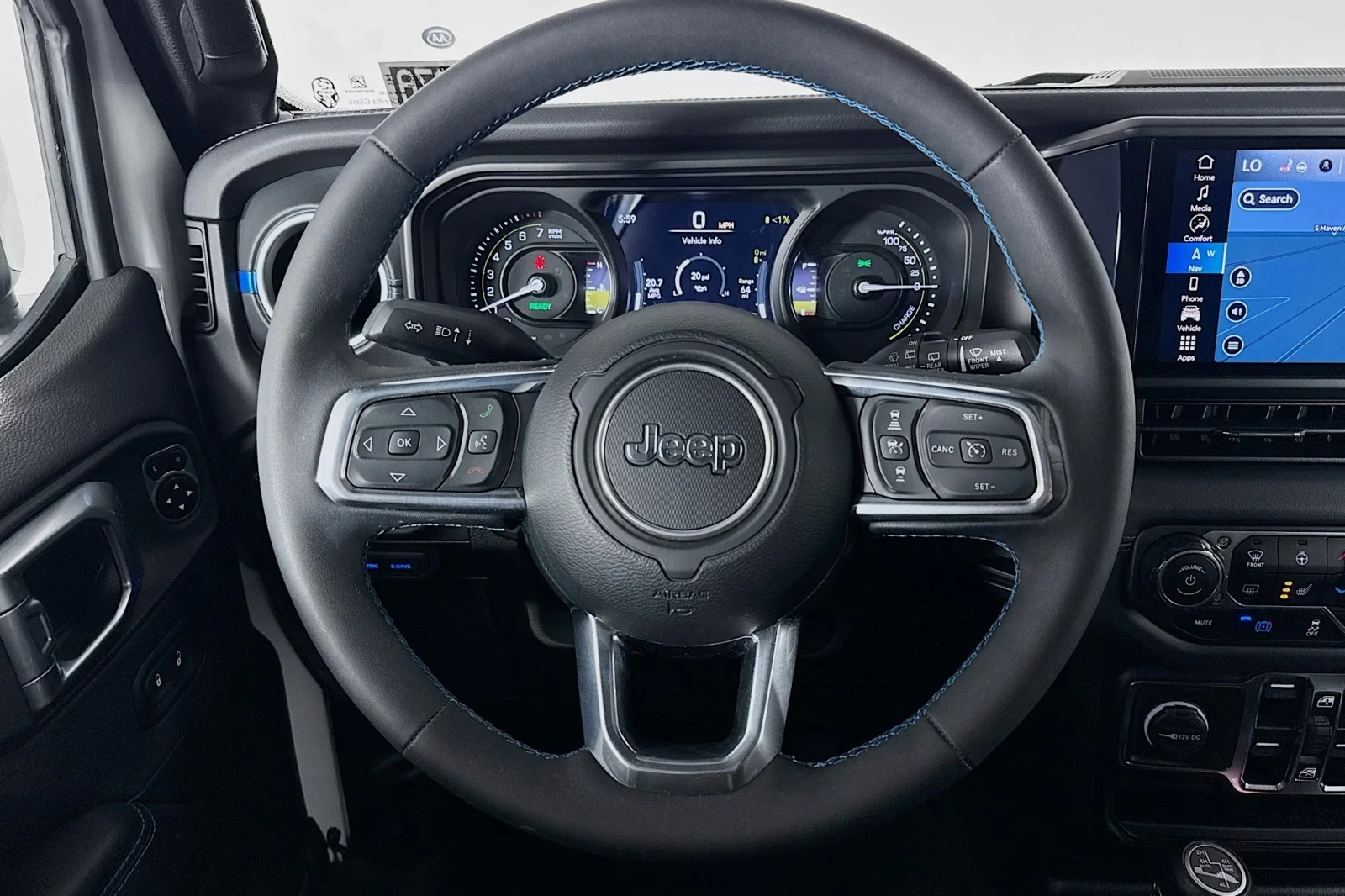 Used 2024 BRIGHT WHITE Jeep High Altitude image 18