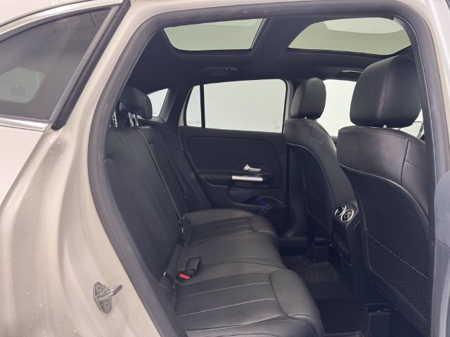 Certified Used 2022 Polar White Mercedes-Benz GLA 250 image 19