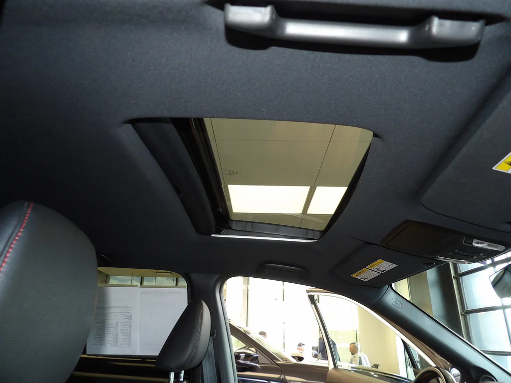 Used 2022 Platinum White Pearl Honda Black Edition image 18