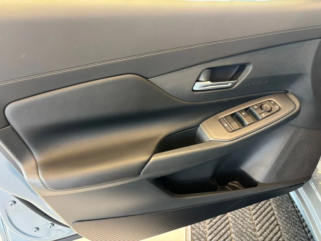 New 2026 Atlantic Gray Metallic Nissan SV image 13