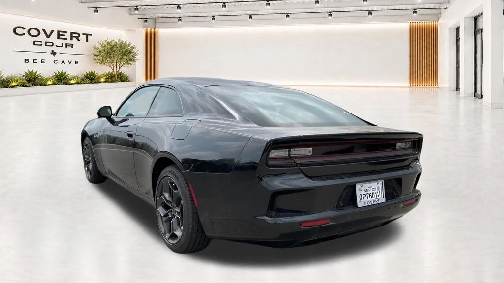 New 2025 Diamond Black Crystal Pearlcoat Dodge R/T image 11