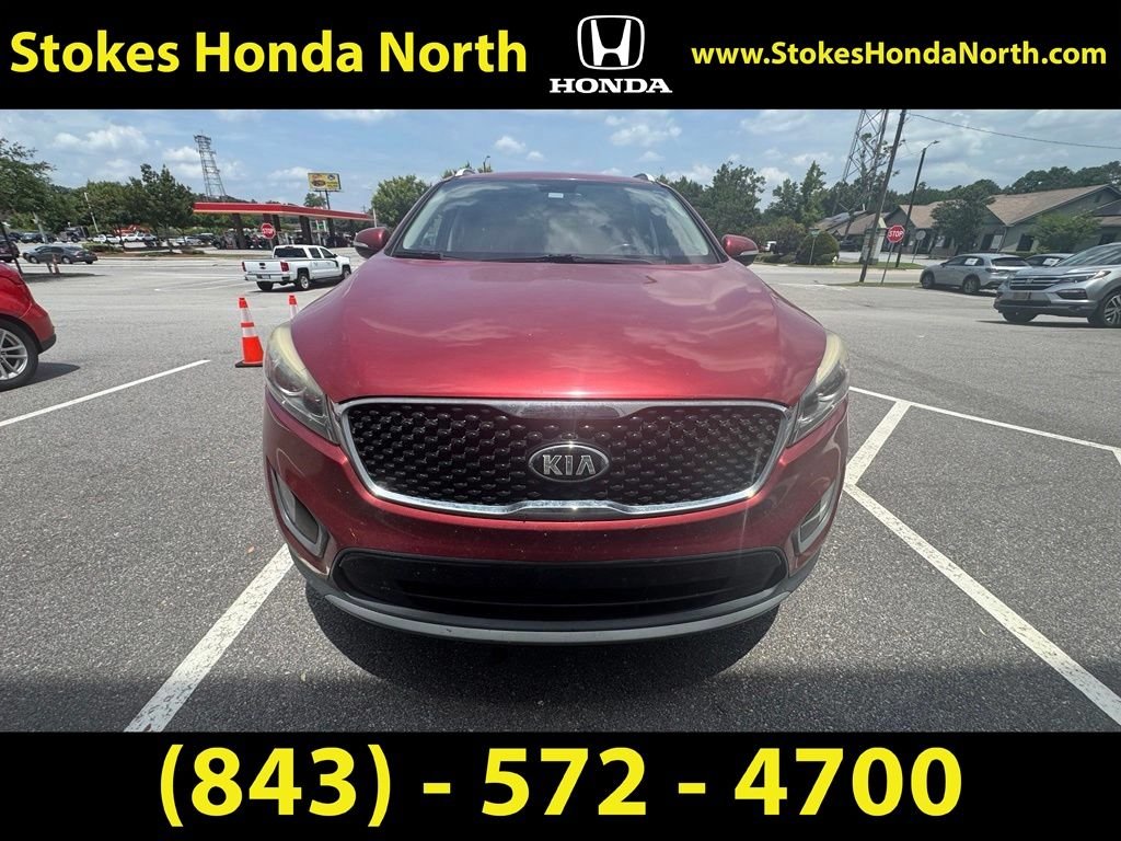 Used 2016 Red Kia EX image 2