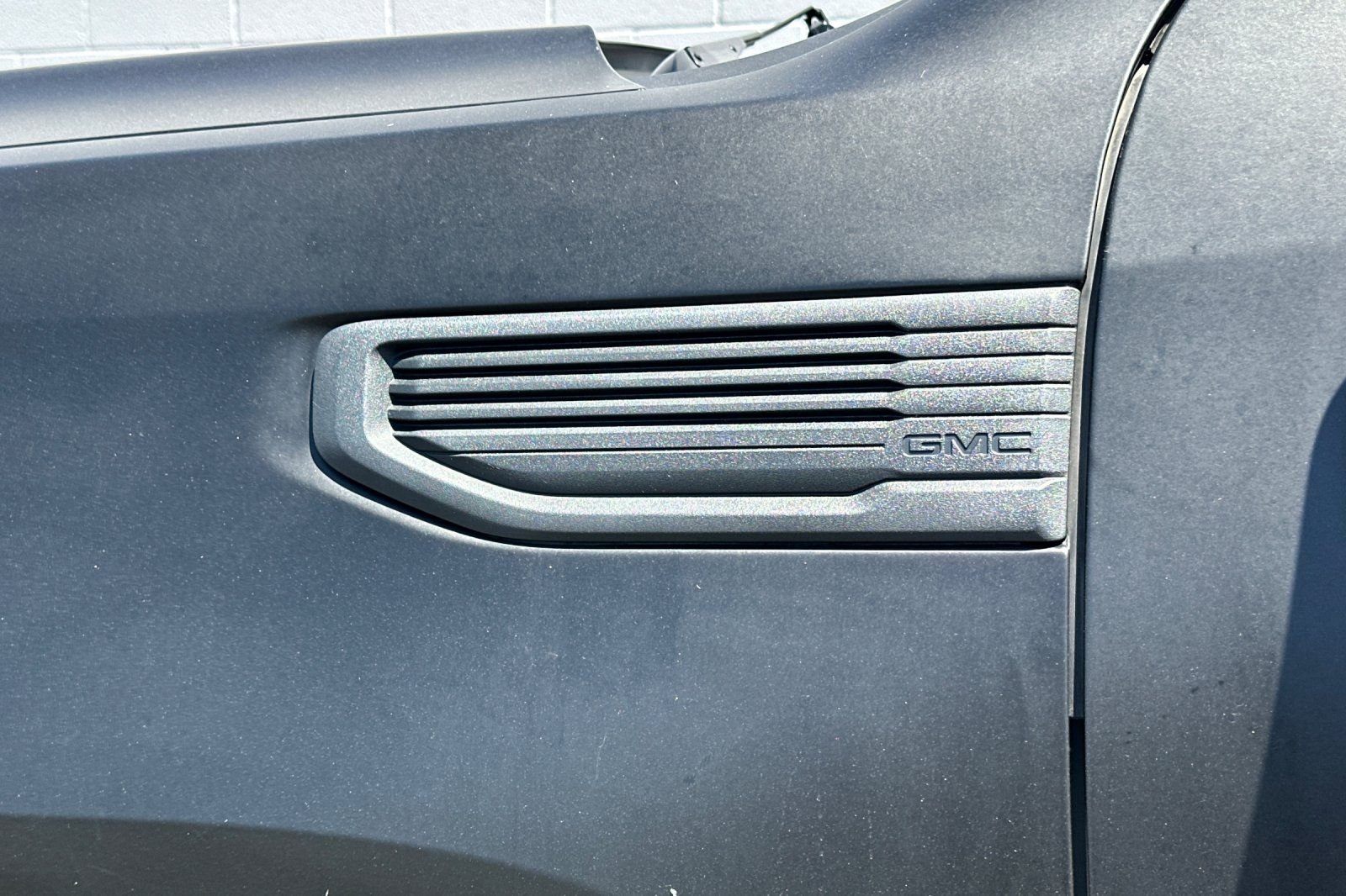 Used 2024 White GMC Pro image 30