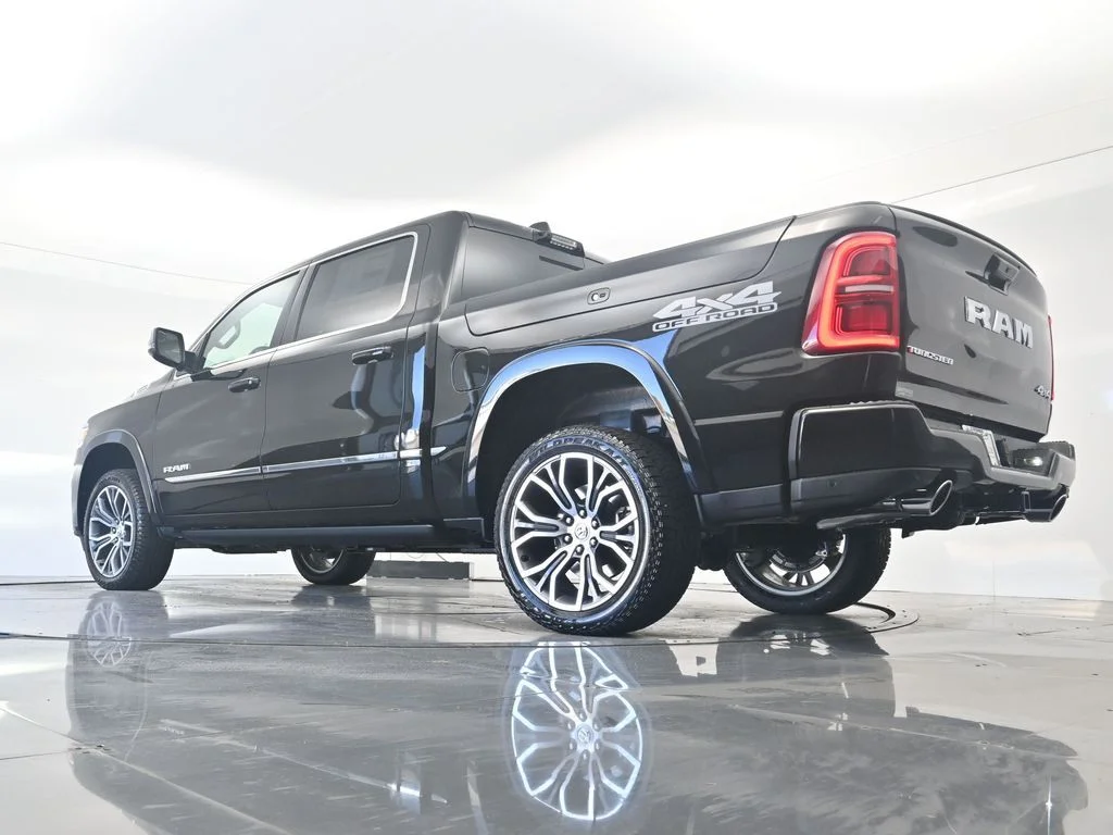 New 2026 Diamond Black Crystal Pearl-Coat Exterior Paint RAM Tungsten image 39