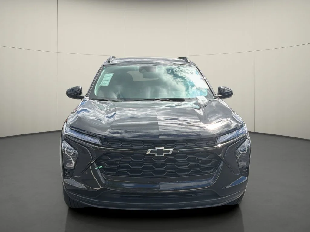 New 2026 Mosaic Black Metallic Chevrolet LT image 2