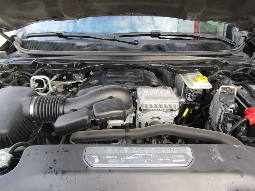 Used 2022 Gray Jeep Series III image 33