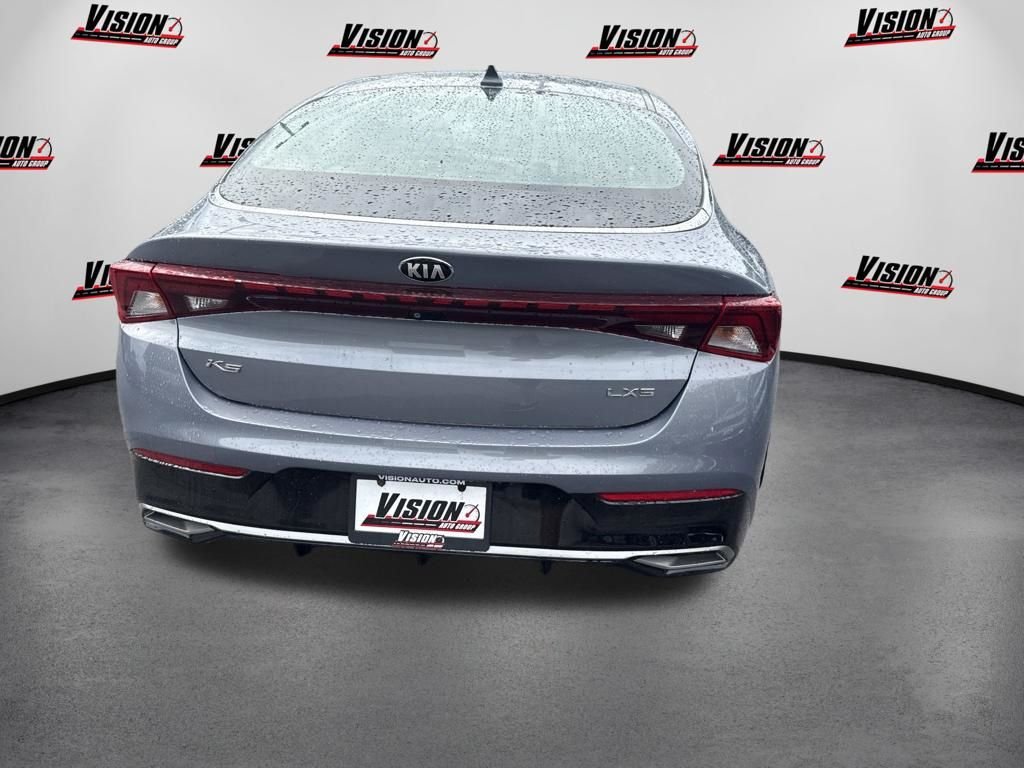 Used 2021 Silver Kia LXS image 8