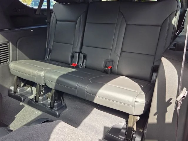 2026 GMC Yukon XL Denali - Photo 6