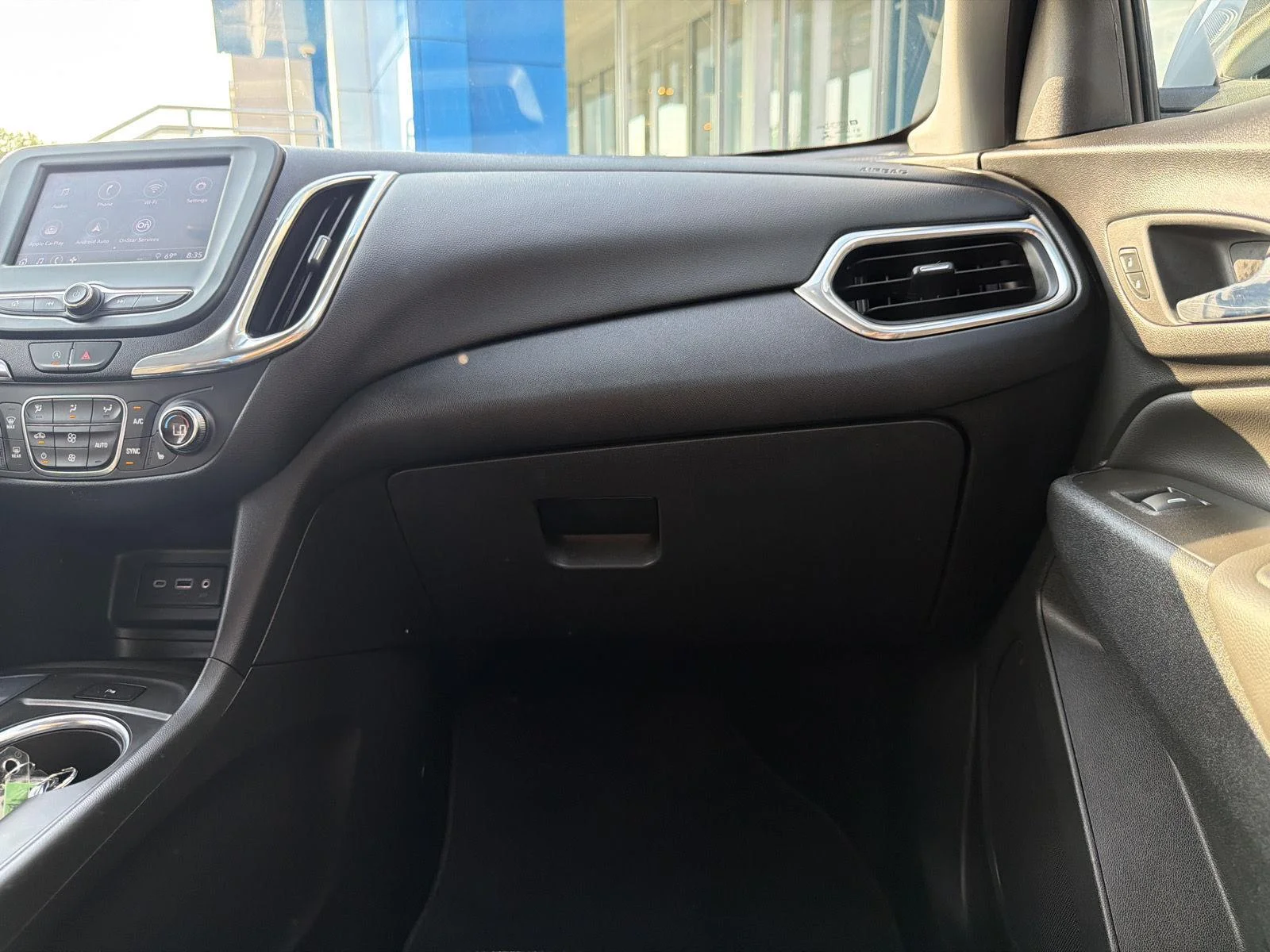 Used 2022 Summit White Chevrolet LT image 30