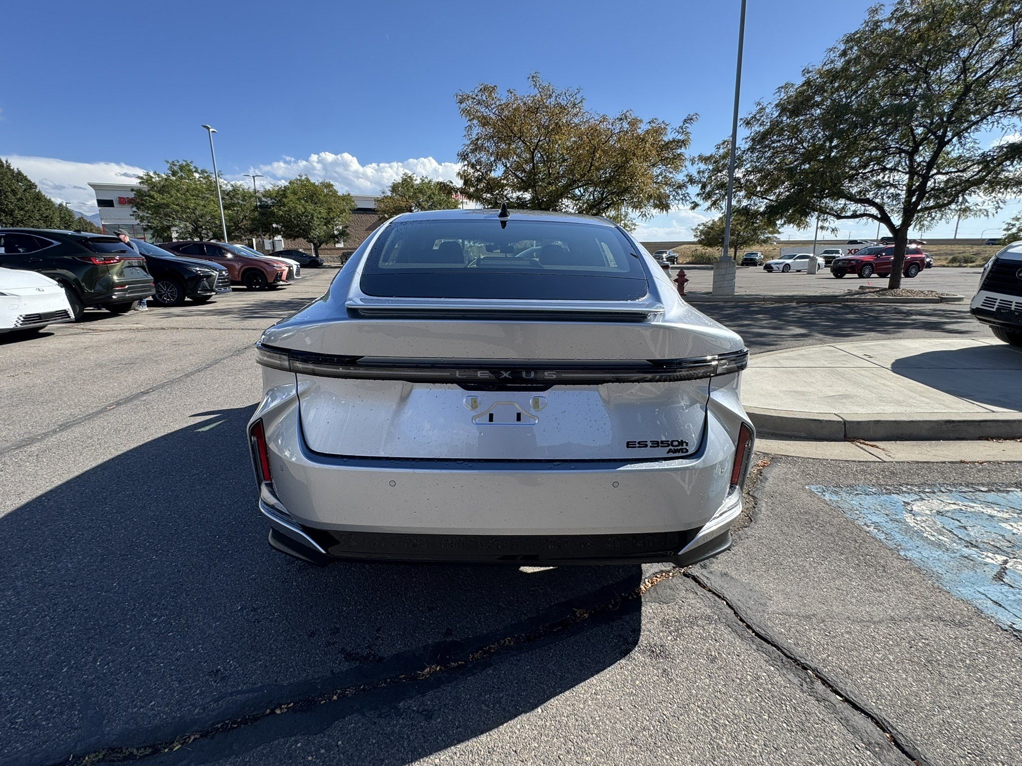 New 2026 Iridium Lexus PREMIUM AWD image 5