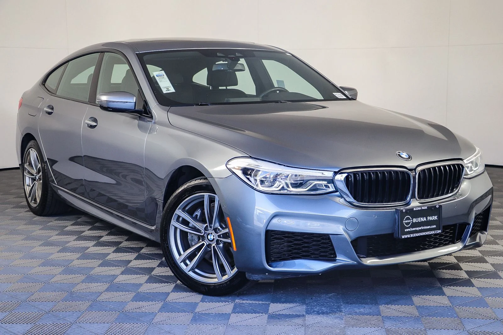 Used 2018 Blue BMW 640 Gran Turismo i xDrive image 1