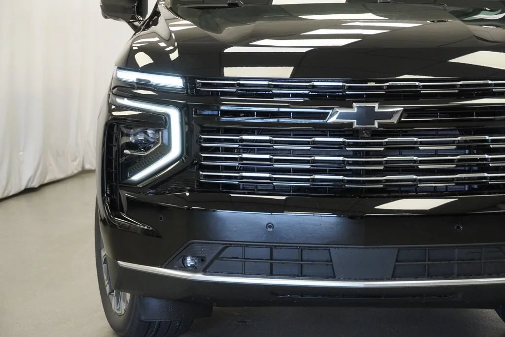 New 2026 Black Chevrolet High Country image 35