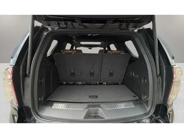 Used 2024 Black Chevrolet High Country image 18