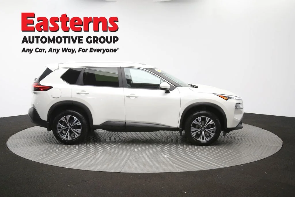 Used 2023 White Nissan SV image 48