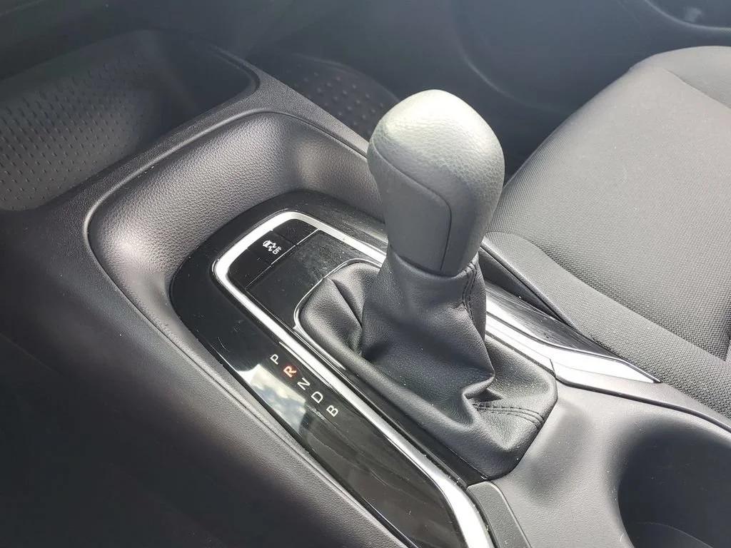 Used 2025 White Toyota LE image 15