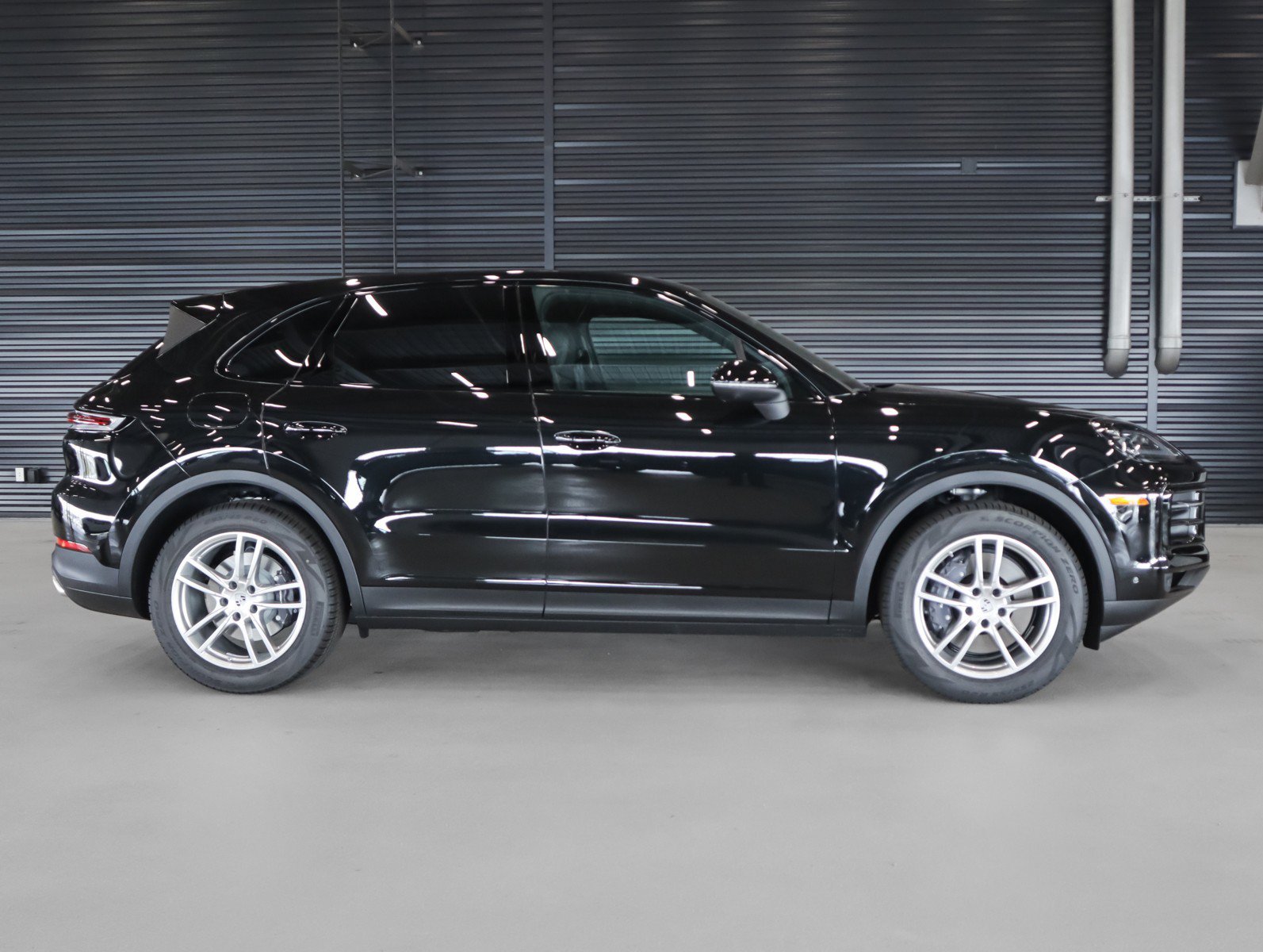 New 2026 Chromite Black Metallic Porsche  image 11