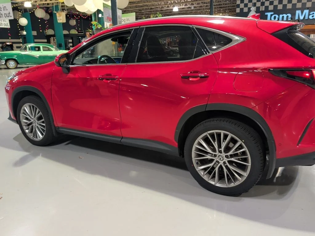 Used 2024 Red Lexus 350h Luxury image 11