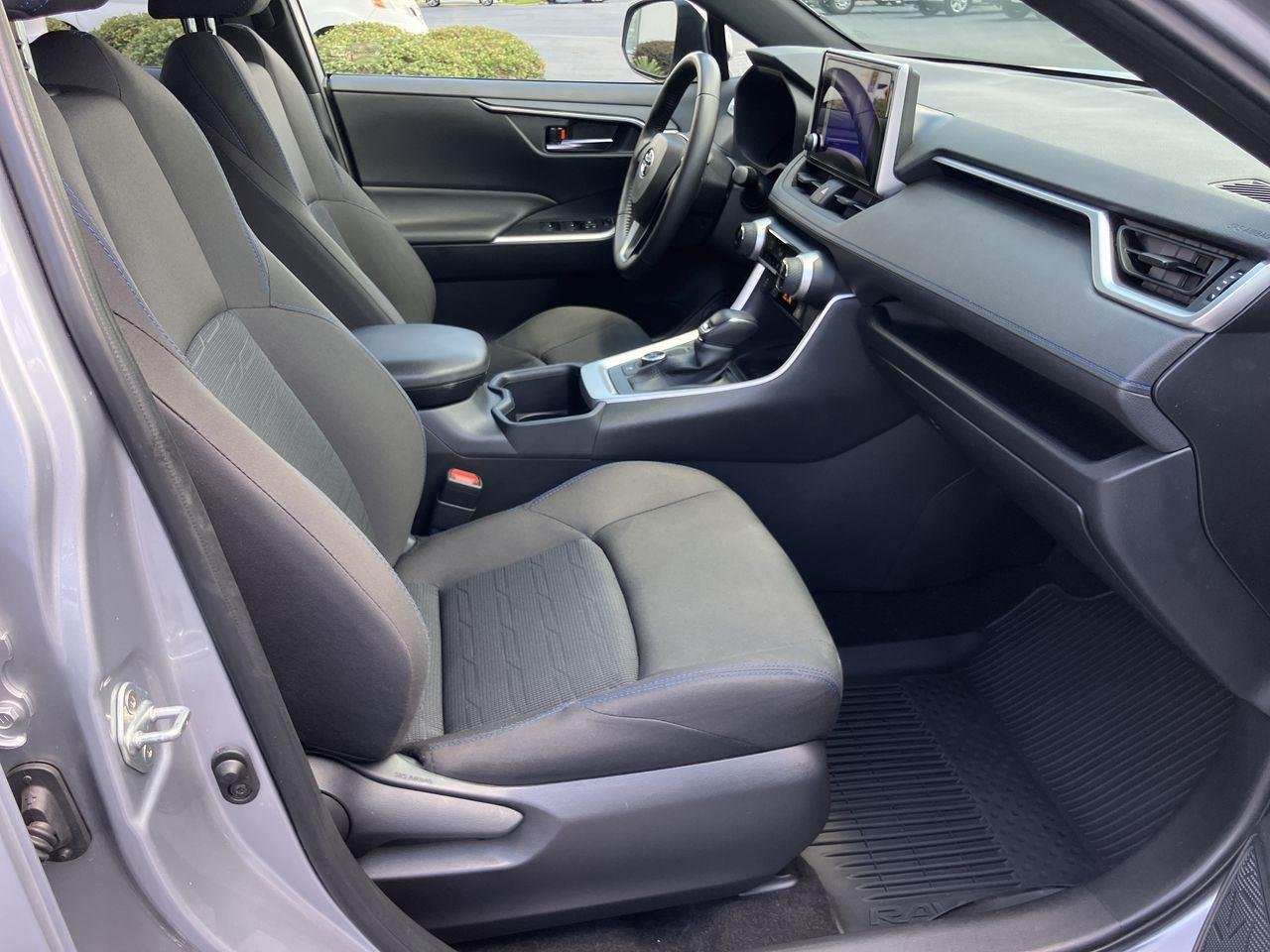 Used 2024 Silver (Silver Sky Metallic) Toyota Hybrid SE AWD image 33
