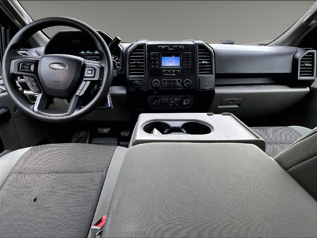 Used 2018 Oxford White Ford XL image 21
