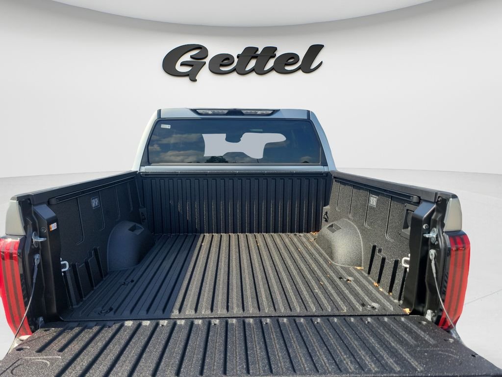 2026 Toyota Tundra SR5 - Photo 9