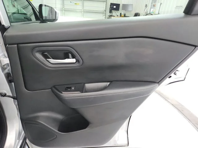 Used 2024 Silver Nissan SV image 37