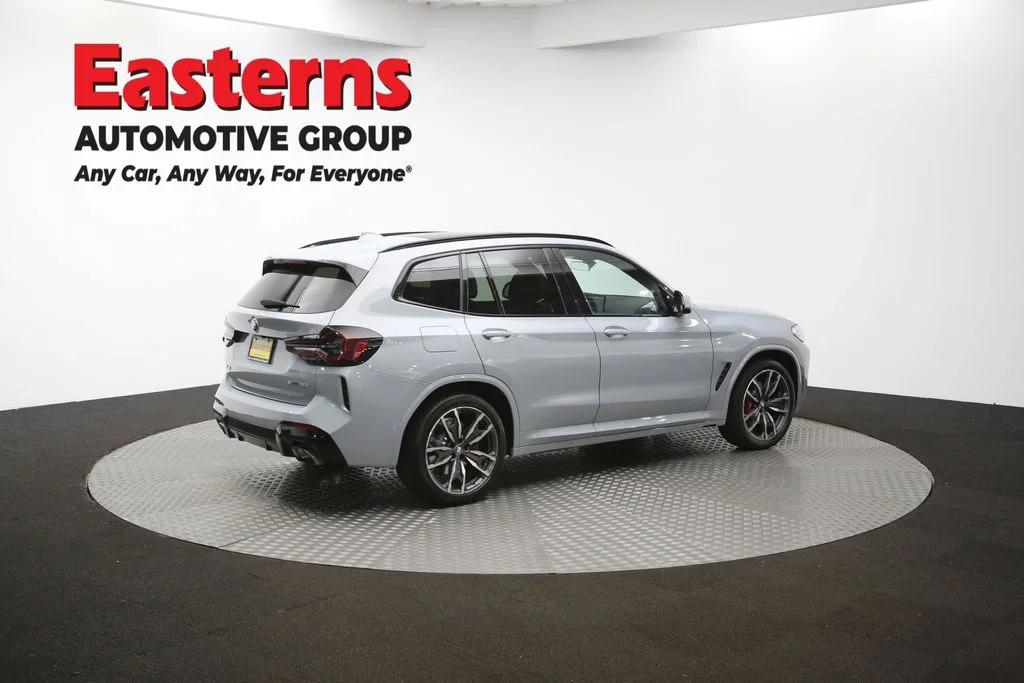 Used 2022 Gray BMW sDrive30i image 43