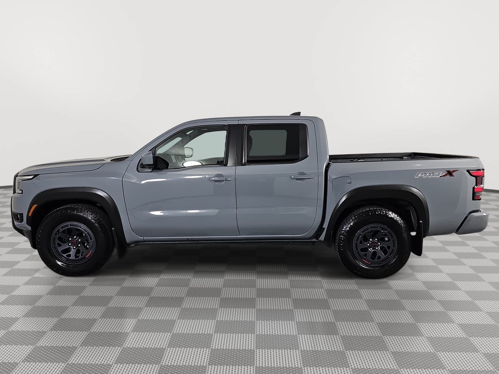 Used 2025 Gray Nissan PRO-X image 5