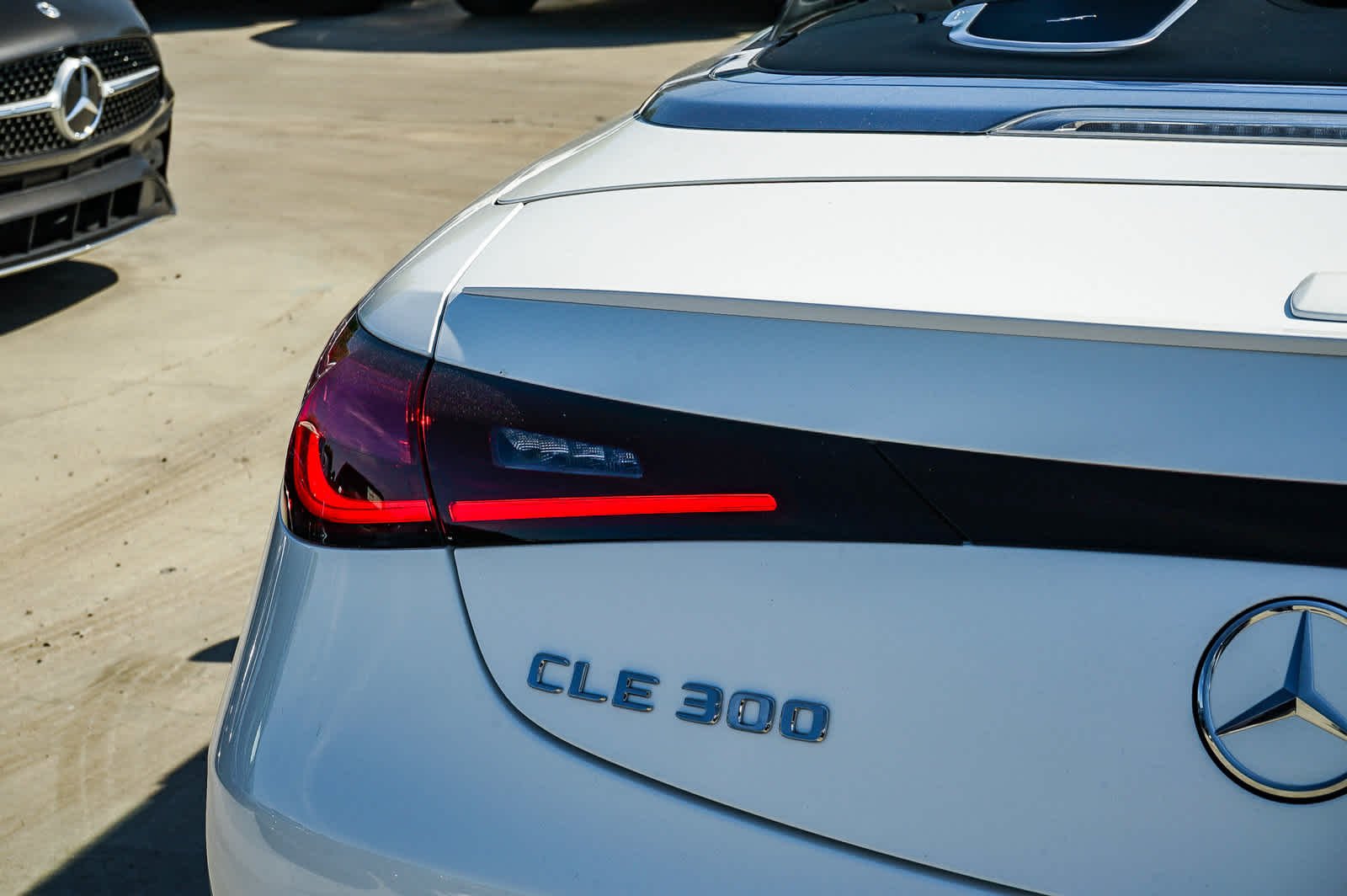New 2027 Polar White Mercedes-Benz CLE 300 image 11