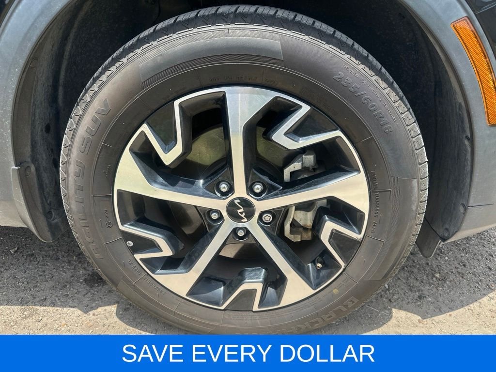 Used 2023 Black Kia EX image 18
