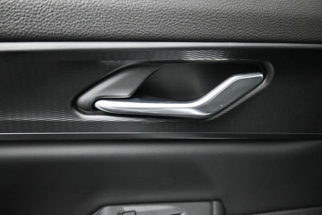 Used 2025 White Jeep Altitude X image 13