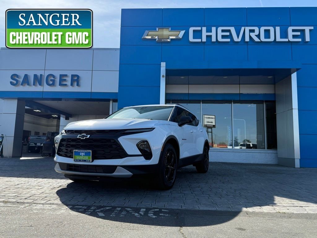 Summit White 2025 Chevrolet Blazer LT AWD SUV / Crossover