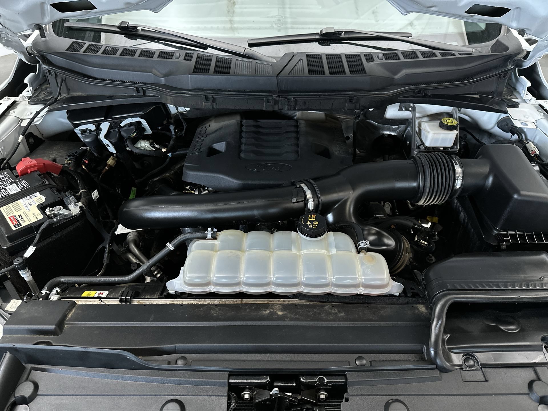 Used 2023 Oxford White Ford XL image 28