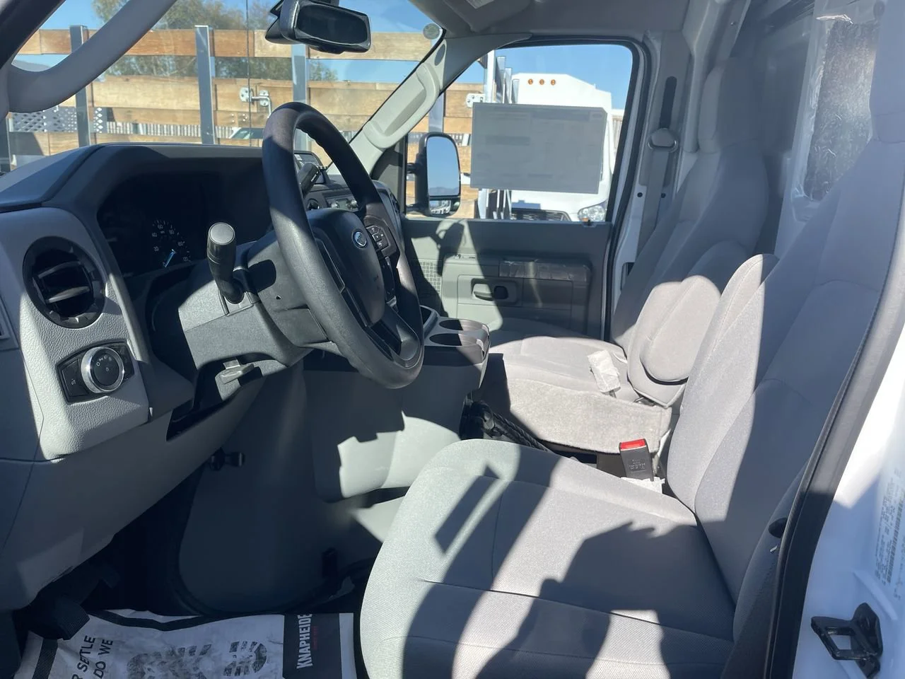 New 2026 Oxford White Ford  image 17