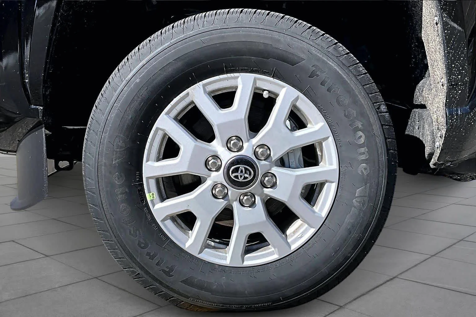 2026 Toyota Tacoma SR5 - Photo 12