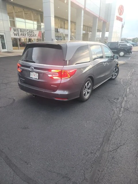 Used 2019 Silver Honda Touring image 10