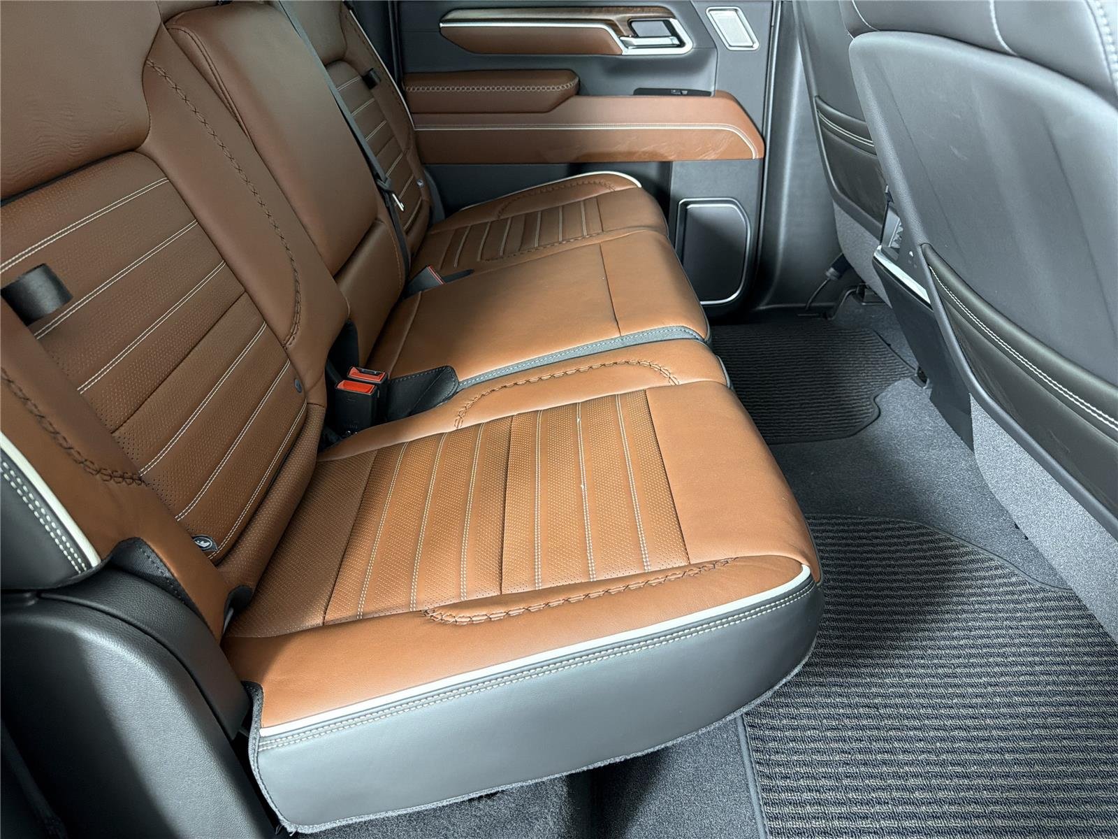 2026 GMC Sierra 2500HD Denali Ultimate - Photo 14