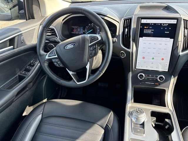 Certified Used 2022 Black Ford SEL image 13