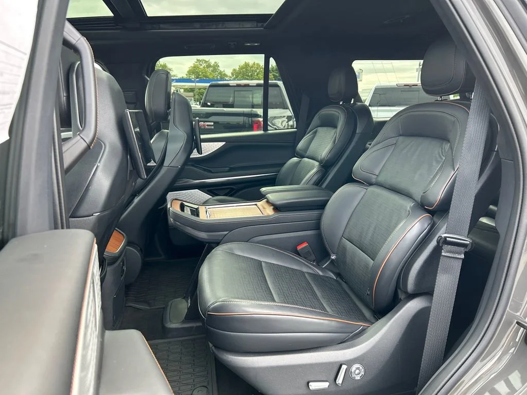 Used 2025 Gray Lincoln Black Label image 36