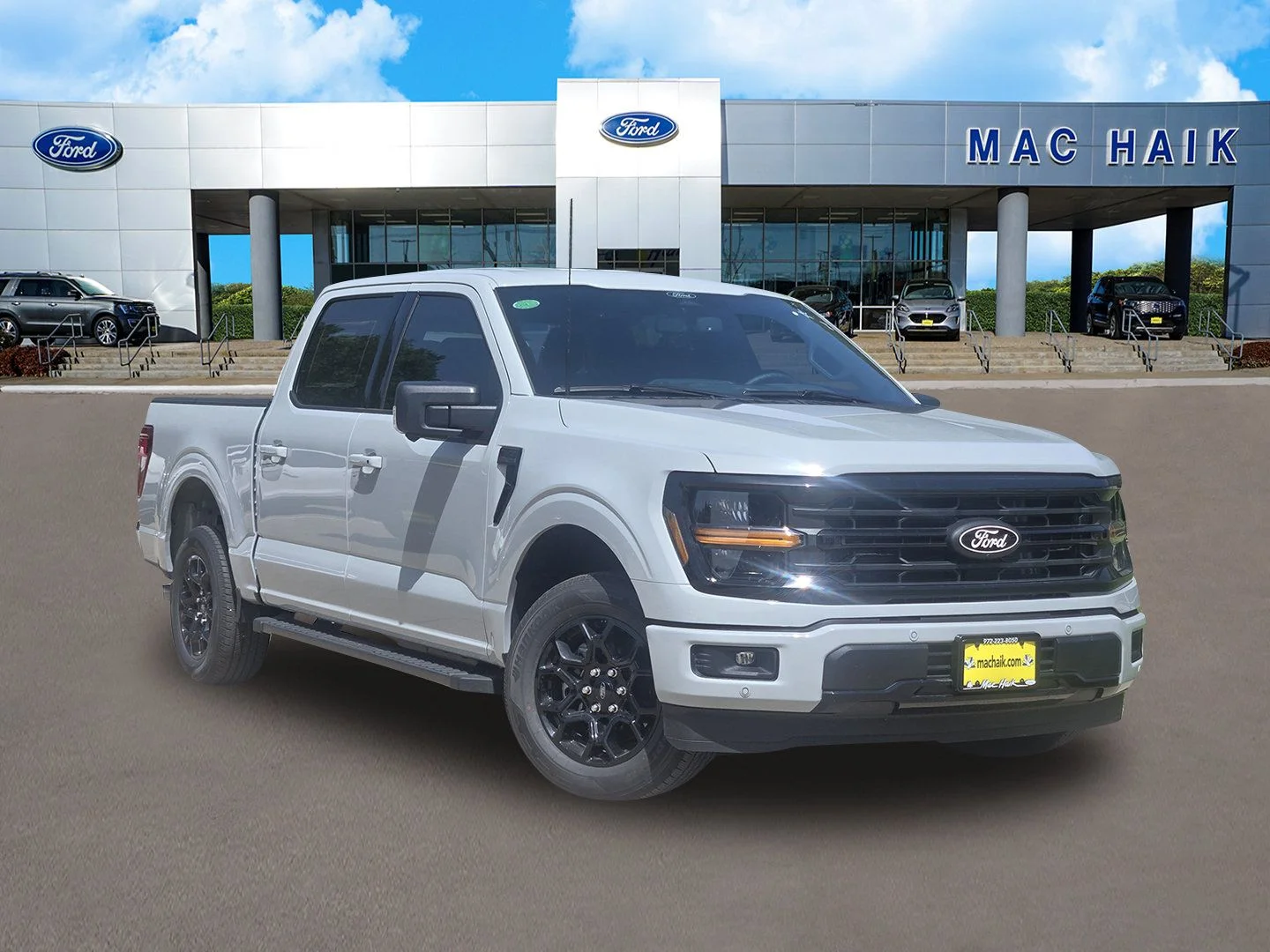 New 2026 Avalanche Ford XLT image 1