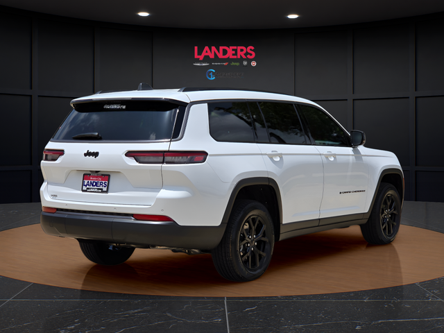 New 2026 Bright White Clear-Coat Exterior Paint Jeep Laredo image 3