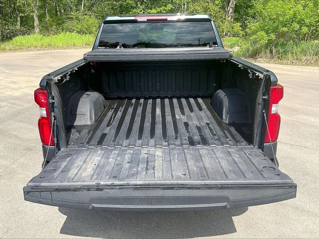 Used 2020 Gray Chevrolet Custom image 30