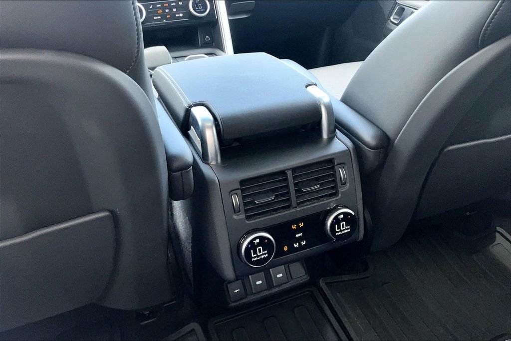 Used 2024 Blue Land Rover Dynamic SE image 24