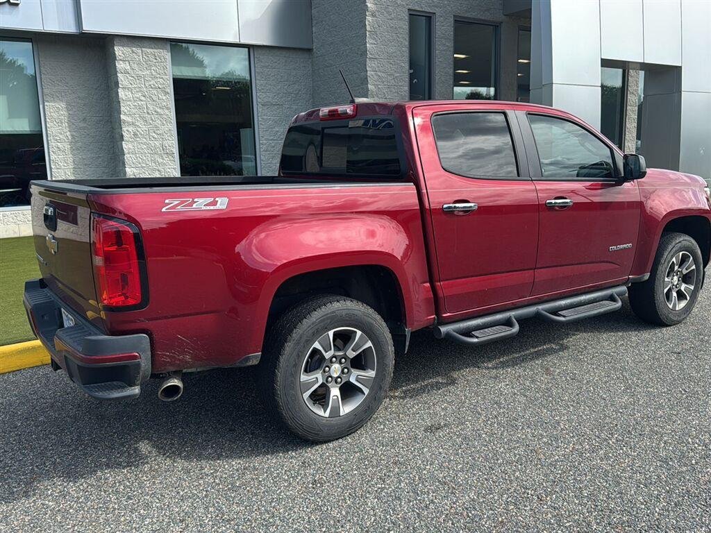 Used 2017 Cajun Red Tintcoat Chevrolet 4WD Z71 image 3