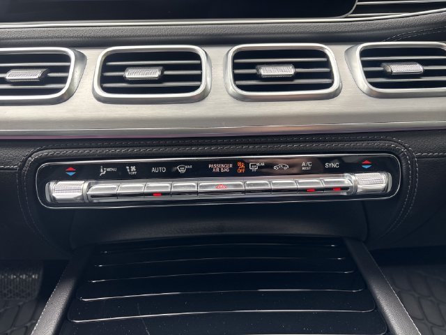 Certified Used 2026 Blue Mercedes-Benz GLE 350 image 25